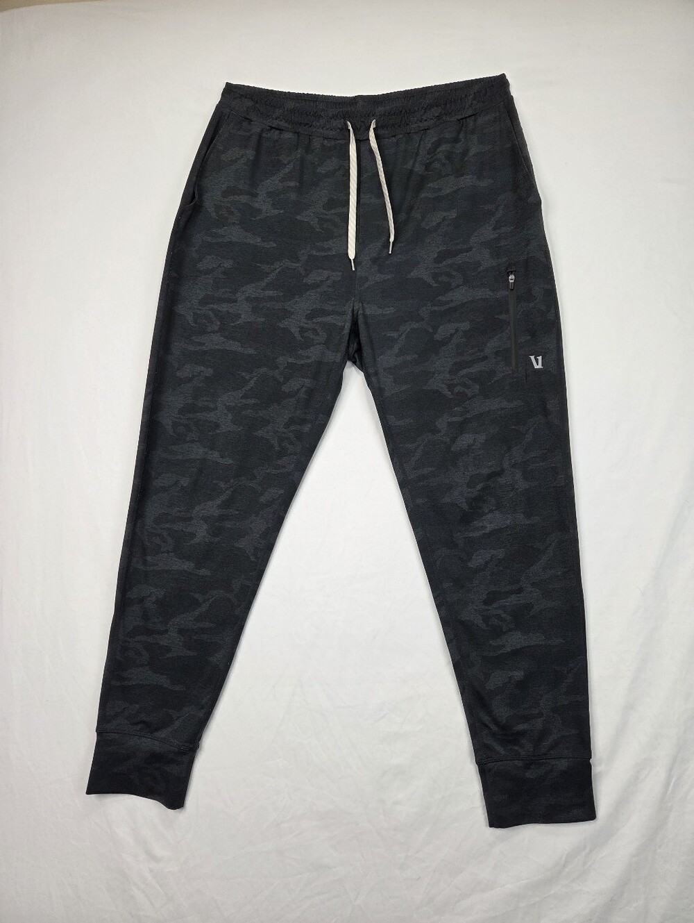 Vuori Sunday Performance Jogger Large Gray Black Camo Athletic Lounge Pants Zip
